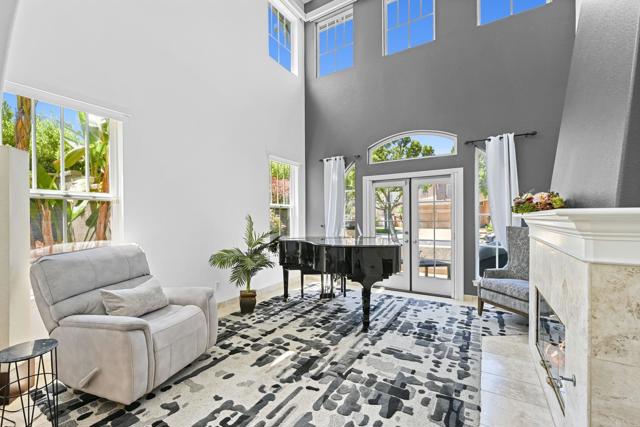593 Paloma Court, Encinitas CA: https://media.crmls.org/mediaz/f2fc5b79-b454-413f-85fc-f2905a85cdf3.jpg