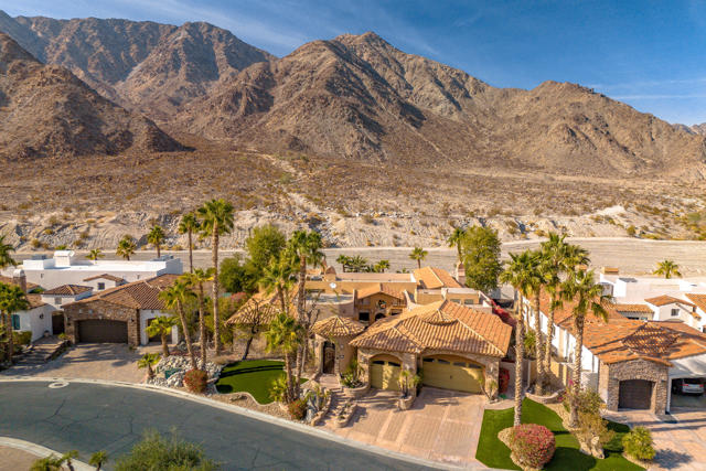 77170 Casa Del Sol, La Quinta CA: https://media.crmls.org/mediaz/f2fd340e-0fe7-4952-8d95-9ae23373bf82.jpg