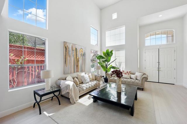 4038 Emerald Isle Lane, San Jose CA: https://media.crmls.org/mediaz/f2fe35ef-8338-417d-b215-aa339d90016d.jpg