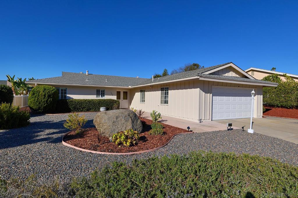 12466 Senda, Rancho Bernardo