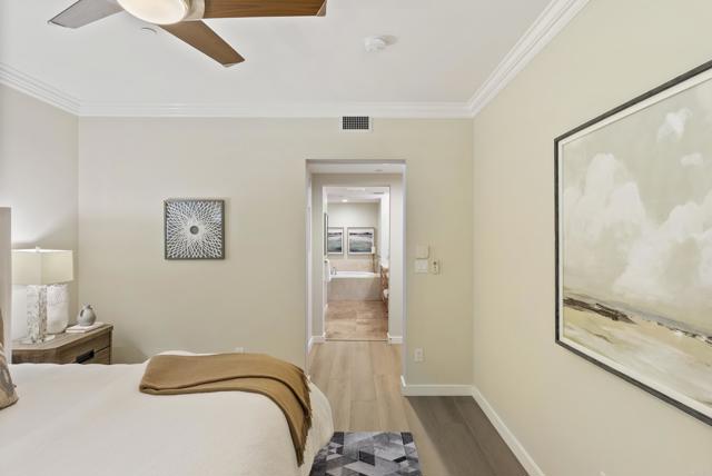 5470 La Jolla Boulevard, La Jolla CA: https://media.crmls.org/mediaz/f3002511-7527-42c9-9cbd-4387e6c72258.jpg