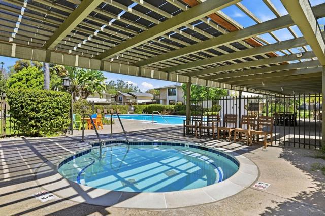 10705 Caminito Bravura, San Diego CA: https://media.crmls.org/mediaz/f3002a0c-7efa-40ae-9665-86eb151b4ce1.jpg