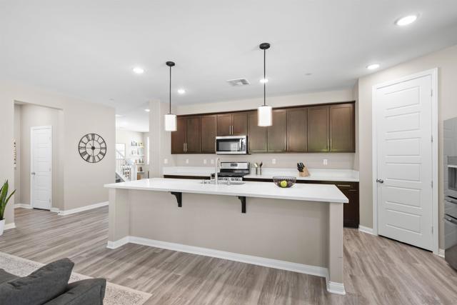 Image 10 of 50 For 10664 Cobble Court