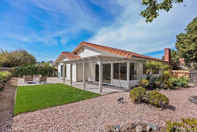 Detail Gallery Image 25 of 27 For 1549 Avenida De Las Adelsas, Encinitas,  CA 92024 - 4 Beds | 2 Baths