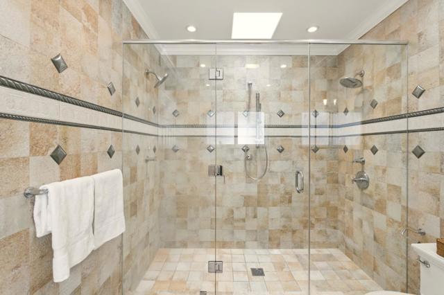 1260 Monterey Boulevard, San Francisco CA: https://media.crmls.org/mediaz/f3038519-25a3-45f5-8fa4-b42128d64268.jpg