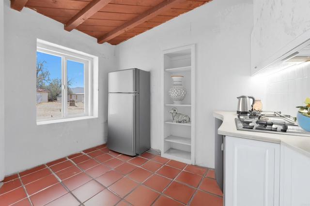 Image 17 of 68 For 3241 Borrego Valley Rd