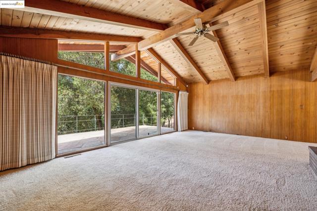5201 Alhambra Valley Rd, Martinez CA: https://media.crmls.org/mediaz/f3045192-524d-468b-95af-dc2749ee0a1d.jpg