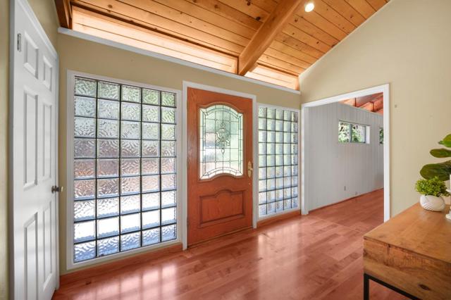 17855 Kiowa Trail, Los Gatos CA: https://media.crmls.org/mediaz/f3045ded-862e-43a8-a28a-8e9186d1df96.jpg