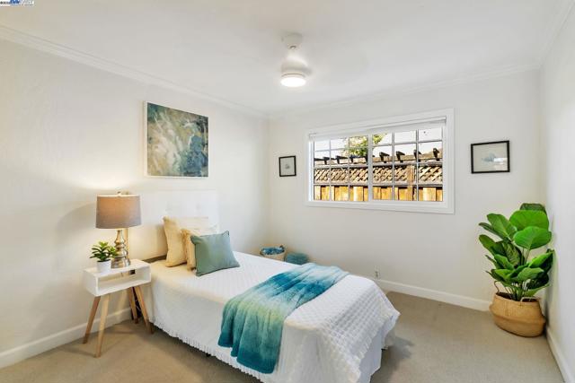 4666 Shearwater Rd, Pleasanton CA: https://media.crmls.org/mediaz/f3059f92-53d4-420f-80ed-081ed8133a16.jpg