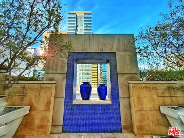 717 W Olympic Boulevard, Los Angeles CA: https://media.crmls.org/mediaz/f305e3ee-df4c-4fc8-a5cb-7efb54943d91.jpg