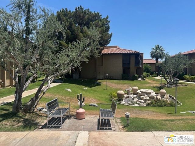 31200 Landau Boulevard, Cathedral City CA: https://media.crmls.org/mediaz/f305f6c9-5cc4-414f-9579-c421f2de4ce3.jpg
