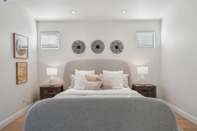 1221 Culet Ranch Rd, Danville CA: https://media.crmls.org/mediaz/f3064520-9845-4ab1-9250-5efbfc008cbf.jpg