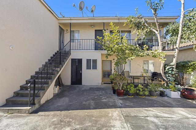 4458 40th St, San Diego, California 92116, ,Multi-Family,For Sale,40th St,250021189SD