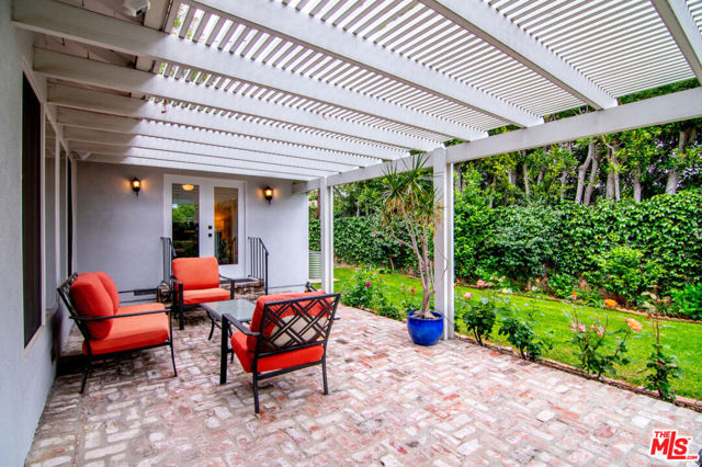 12954 Otsego Street, Sherman Oaks CA: https://media.crmls.org/mediaz/f306cd46-b99c-4656-97d4-093d994b997f.jpg