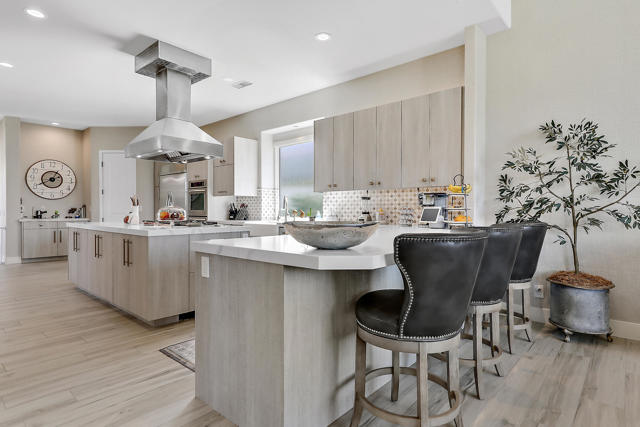 51173 Marbella Court, La Quinta CA: https://media.crmls.org/mediaz/f306cf98-385a-4899-8369-d6fb3cc476d5.jpg
