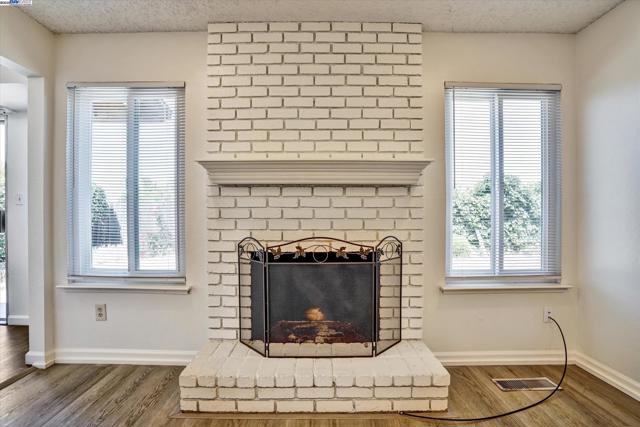 3432 Barmouth Dr, Antioch CA: https://media.crmls.org/mediaz/f3092cbd-7075-4605-a62b-0707e63c07d5.jpg