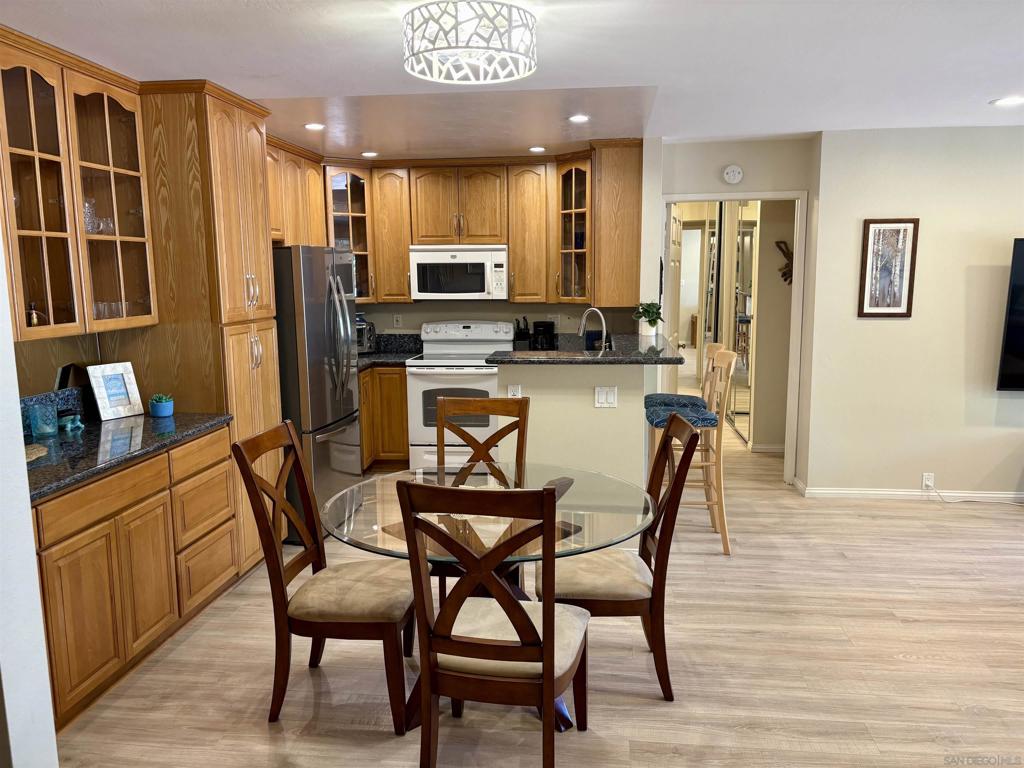 12575 Oaks North Dr - photo 3