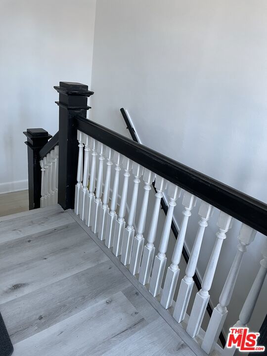 5112 Edgewood Place, Los Angeles CA: https://media.crmls.org/mediaz/f30a0e2d-1c84-4e19-bfcf-b739266e38ba.jpg