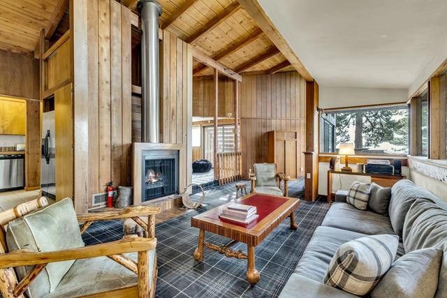 25281 Deer Path, Idyllwild CA: https://media.crmls.org/mediaz/f30a63ab-89d8-4385-9565-90d3a6a2c043.jpg