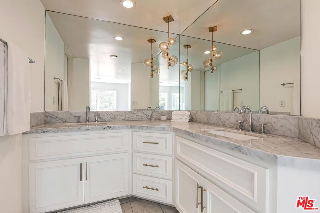 MLS #26985233 image #21
