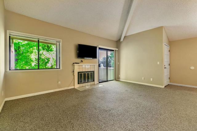 1440 Alma Loop, San Jose CA: https://media.crmls.org/mediaz/f30b31b7-dcbf-48ab-b362-3c56633e1ff1.jpg