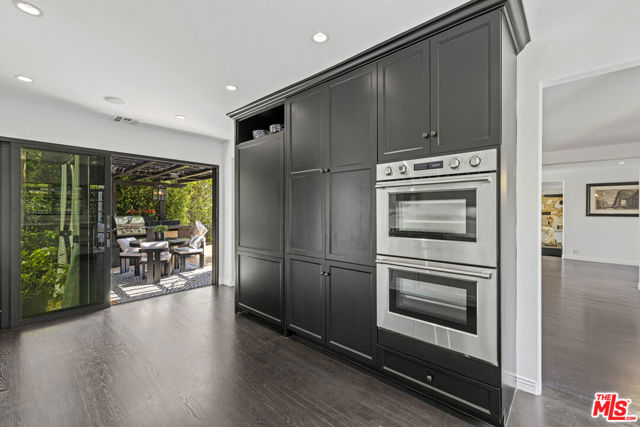 1348 Miller Drive, West Hollywood CA: https://media.crmls.org/mediaz/f30cabdd-b4b9-461d-9e29-9a1143c51127.jpg