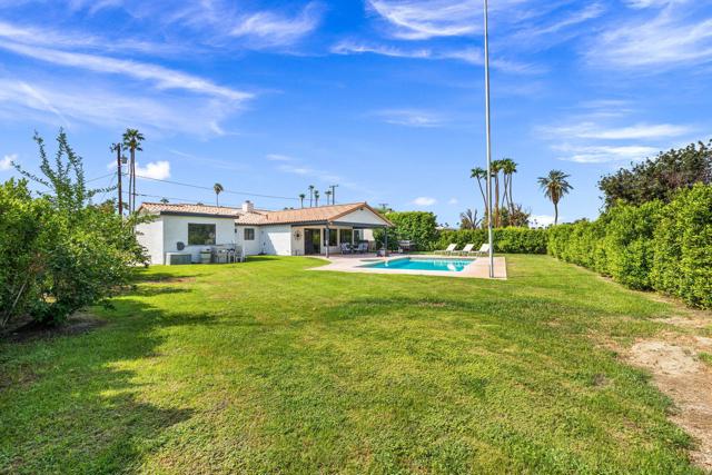 42905 Texas Avenue, Palm Desert CA: https://media.crmls.org/mediaz/f30ccd83-d0b0-483b-86d6-c27200fcc1ec.jpg