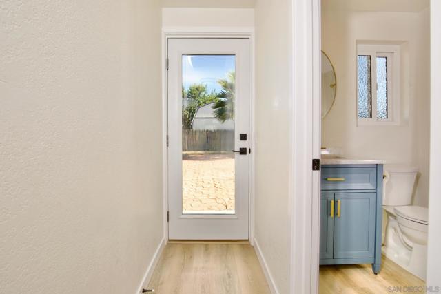 12525 Julian Avenue, Lakeside CA: https://media.crmls.org/mediaz/f30d8966-fd6f-41c9-ae3a-4c07487b646e.jpg