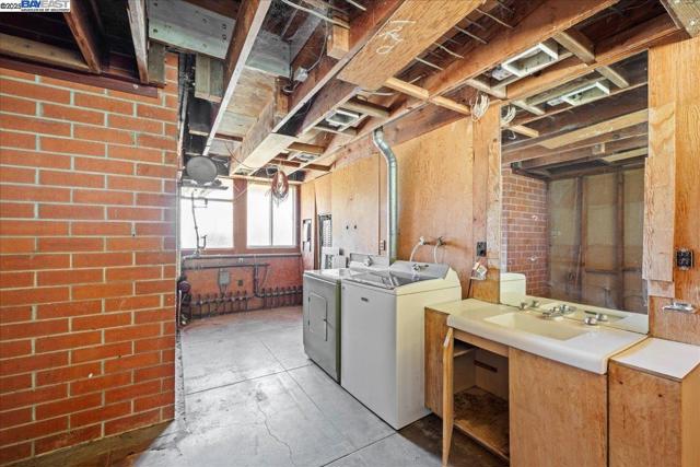 6400 Mines Rd, Livermore CA: https://media.crmls.org/mediaz/f30dce5b-5f81-4415-a019-510bd90fdba8.jpg