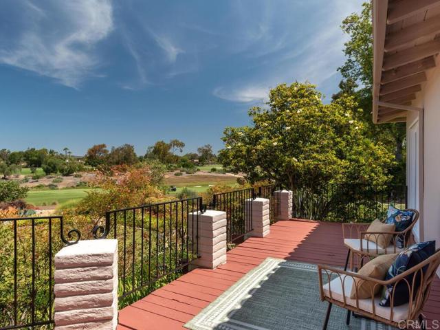 6418 Paseo Delicias, Rancho Santa Fe CA: https://media.crmls.org/mediaz/f30e4baf-c088-44ab-84ab-7e8e82712dad.jpg