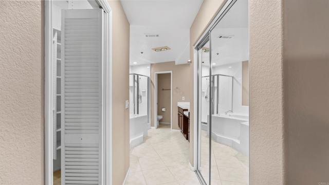 2894 Torrey Pines Rd, La Jolla CA: https://media.crmls.org/mediaz/f30fc8b1-fe4c-41dd-b02b-224f5e3eff53.jpg