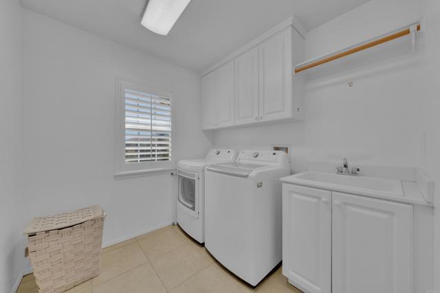 Detail Gallery Image 38 of 75 For 45190 Saint Tisbury St, Temecula,  CA 92592 - 4 Beds | 3 Baths