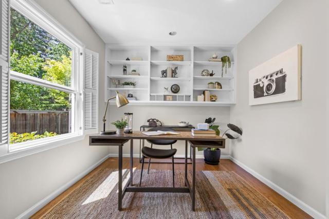 4040 Valente Court, Lafayette CA: https://media.crmls.org/mediaz/f310bd70-d94a-42d2-a1cb-9fa6fe976809.jpg