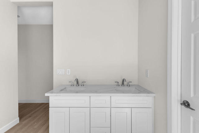 Image 22 of 49 For 65361 Avenida Dorado