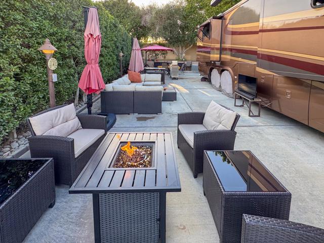 80394 Avenue 48, Indio CA: https://media.crmls.org/mediaz/f313bcfe-14c1-4564-a1a1-bf11b800c741.jpg