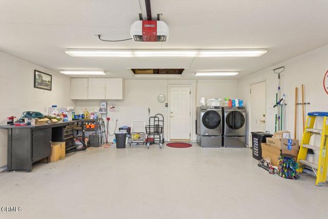 2505 E Lizbeth Avenue, Anaheim CA: https://media.crmls.org/mediaz/f3145277-881c-412d-bf52-4cc46cf796a9.jpg