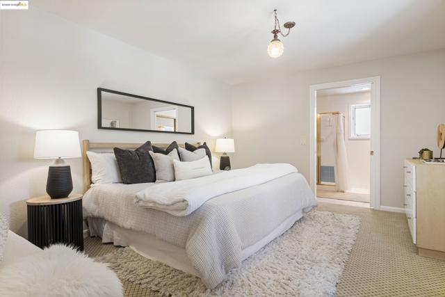 769 Santa Ray Ave, Oakland CA: https://media.crmls.org/mediaz/f31498f1-6b5d-4a35-ba0b-216da23f3e90.jpg