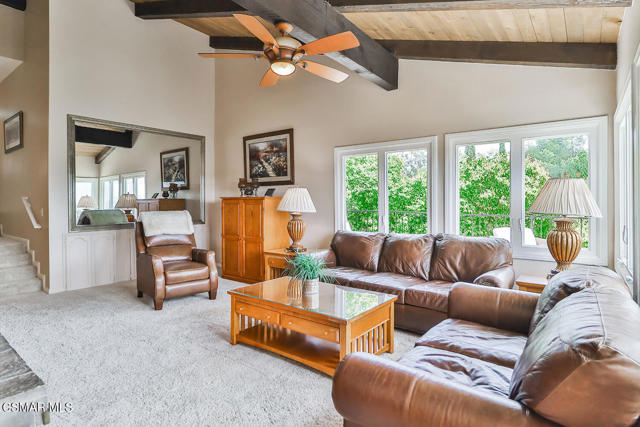 1822 Calle Borrego, Thousand Oaks CA: https://media.crmls.org/mediaz/f314eb89-e4ef-403f-a46b-a6b104d2e4a0.jpg