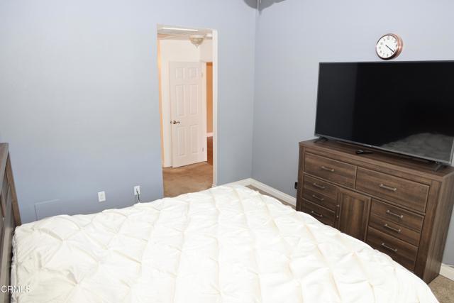 2474 Pleasant Way, Thousand Oaks CA: https://media.crmls.org/mediaz/f314efd1-8e87-47b5-9e67-c25d68330682.jpg