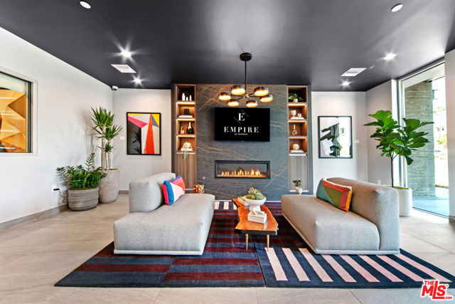 1001 N FAIRFAX Avenue, West Hollywood CA: https://media.crmls.org/mediaz/f31799a8-8a05-4d00-ad0b-f2b721ad439d.jpg