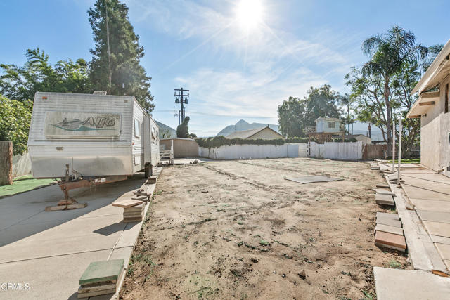 10240 Principe Place, Santa Rosa CA: https://media.crmls.org/mediaz/f318da9c-fb2c-4a4d-aaff-6ceadf7d9737.jpg