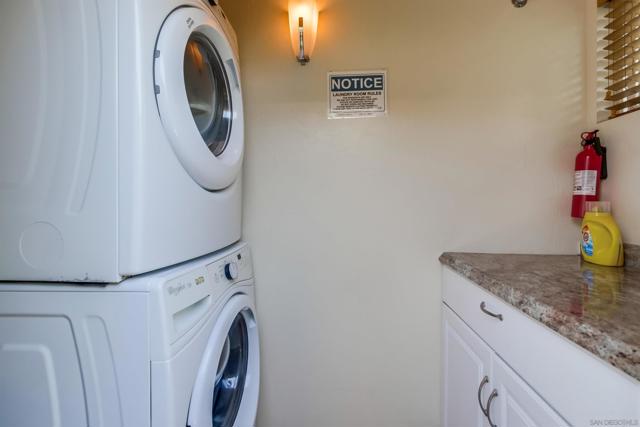 3415 19 Madison Ave, San Diego CA: https://media.crmls.org/mediaz/f319738f-3f67-40d5-82d4-1f2eeeb81f30.jpg