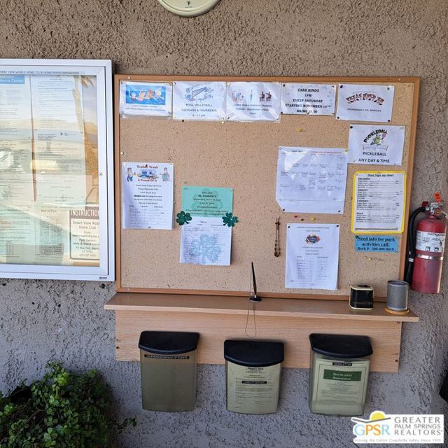 18555 Roberts Road, Desert Hot Springs CA: https://media.crmls.org/mediaz/f3197941-fb1c-4393-959a-77400f6d5734.jpg