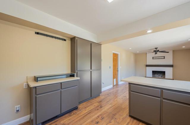 9375 Bur Oak Place, Salinas CA: https://media.crmls.org/mediaz/f319a166-056e-4abf-93d8-fc51d0422bc2.jpg