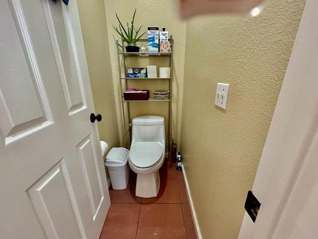 1732 W Westlake Drive, Roseville CA: https://media.crmls.org/mediaz/f319f6aa-50d8-41c4-bd41-392059f39823.jpg