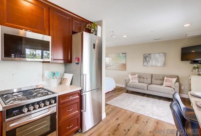 839 Reed Avenue, Pacific Beach (San Diego) CA: https://media.crmls.org/mediaz/f31a16b1-6b59-4a8b-865b-d0004450835a.jpg