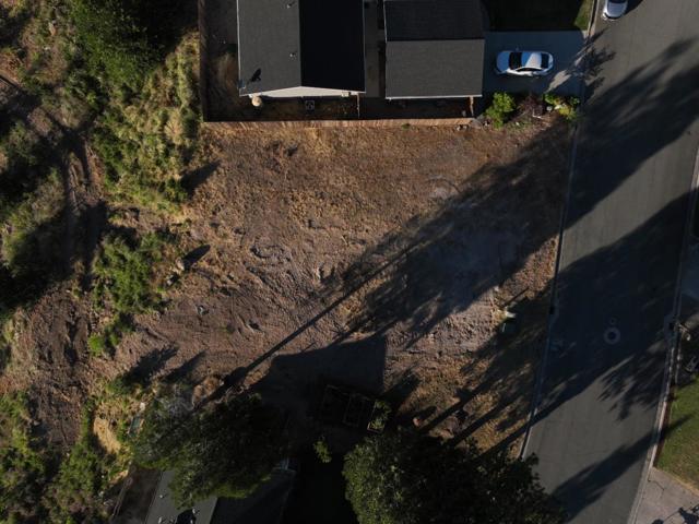 306 Woodridge Court, Weed CA: https://media.crmls.org/mediaz/f31a4cbb-dad3-476f-8a37-f210dd266ff2.jpg