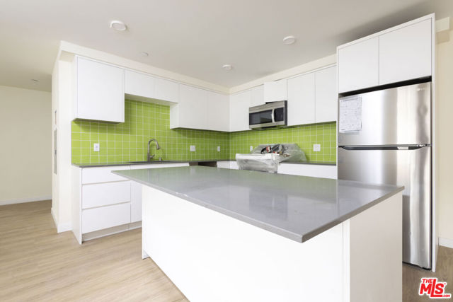14629 Erwin Street, Van Nuys CA: https://media.crmls.org/mediaz/f31b5fb6-0b44-4e2f-b9a2-a98bff8d5ec3.jpg