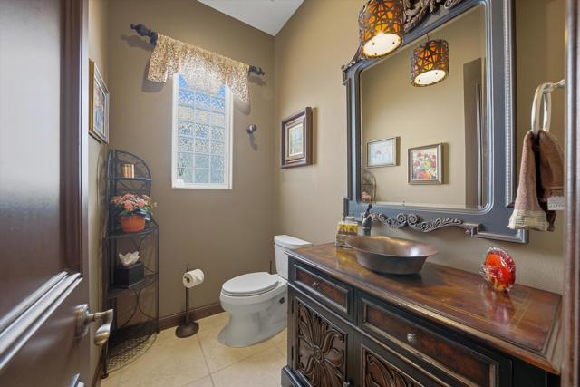 51518 Via Sorrento, La Quinta CA: https://media.crmls.org/mediaz/f31c1144-2b9b-4ac9-9649-44582b0c6c24.jpg