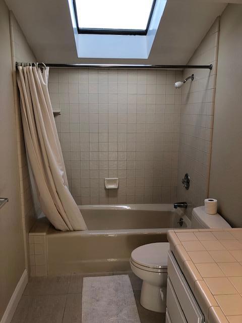 555 Paco Drive, Los Altos CA: https://media.crmls.org/mediaz/f31cdaa1-dbd4-48c7-a255-4383f94da13f.jpg